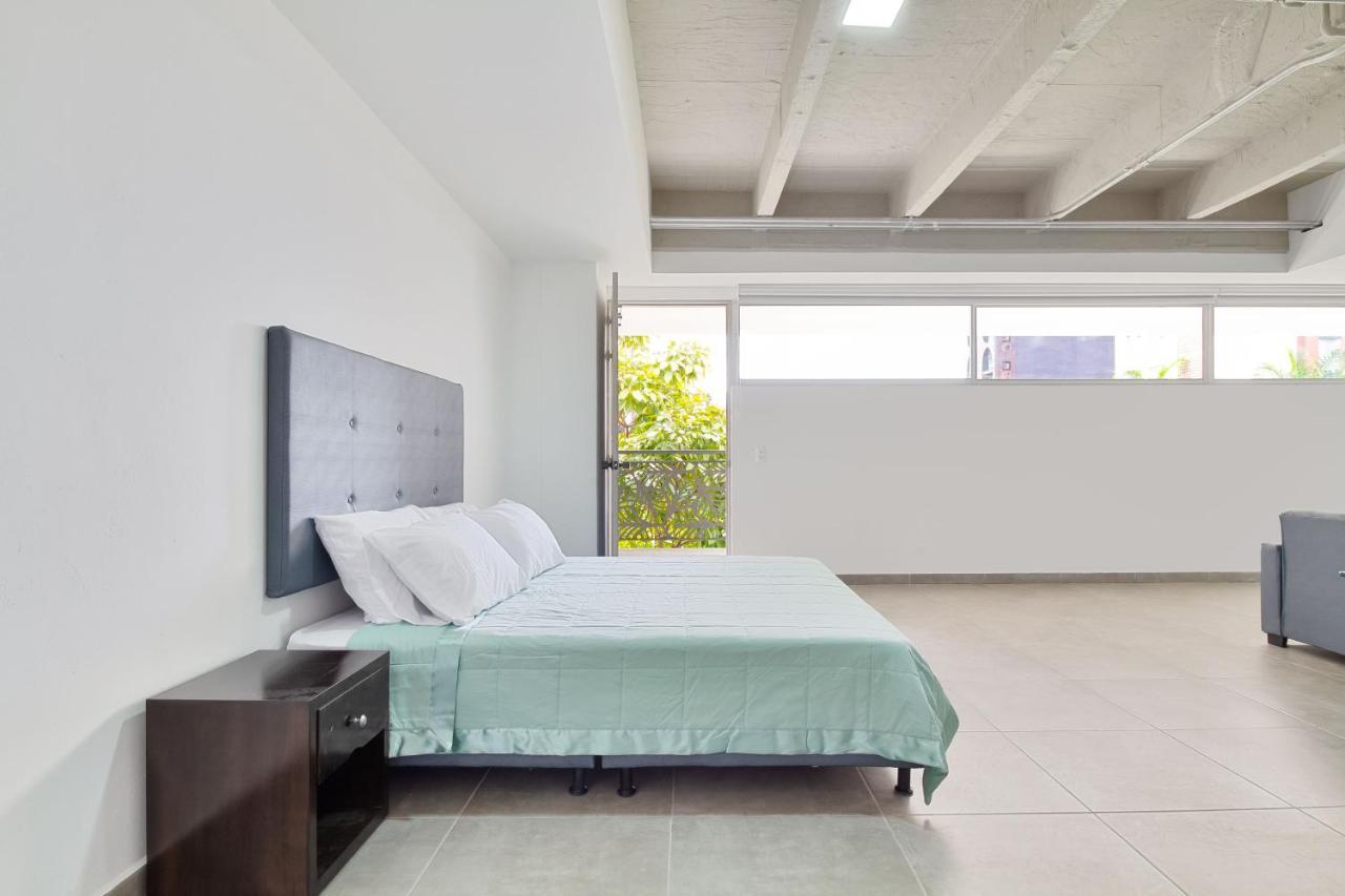 Camelot Apartahotel Medellin Exterior photo